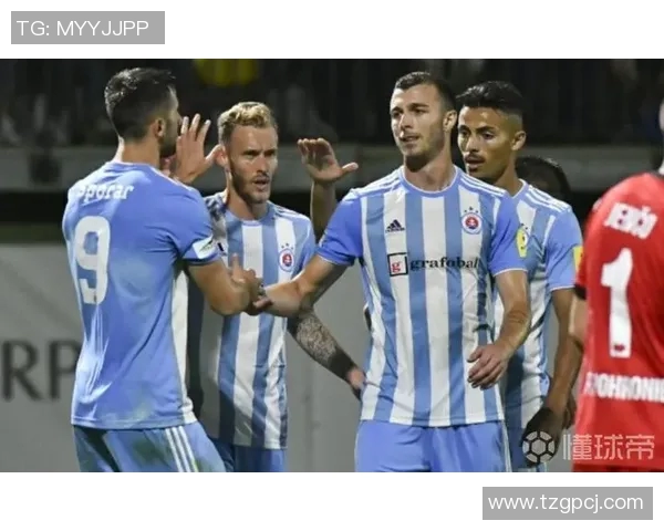 布拉迪对阵狼队的比赛预测分析及双方近期状态评估