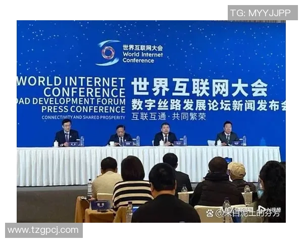 塞维利亚中场因伤缺席:挑战与机遇并存的赛季之旅 塞维利亚中场因伤缺席:挑战与机遇并存的赛季之旅