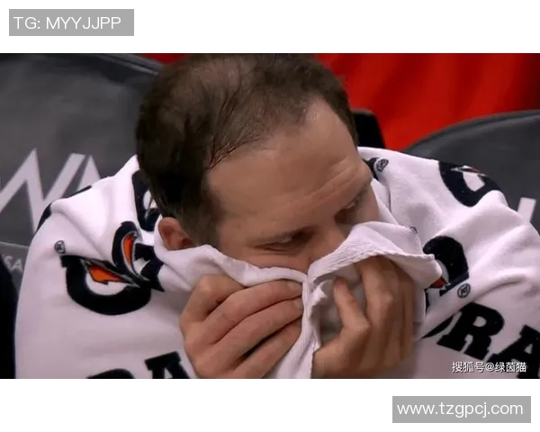 活塞队创下28连败历史新低主帅辞职球员泪流满面难掩失落 活塞队创下28连败历史新低主帅辞职球员泪流满面难掩失落