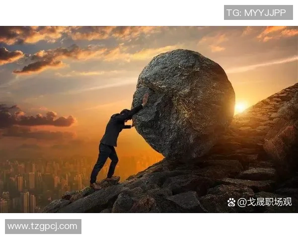 倪永康的政治生涯与影响力探讨:从高峰到低谷的转折之路 倪永康的政治生涯与影响力探讨:从高峰到低谷的转折之路